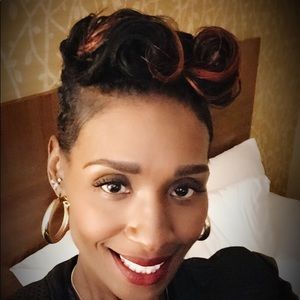 Meet your Posher, Tomokio